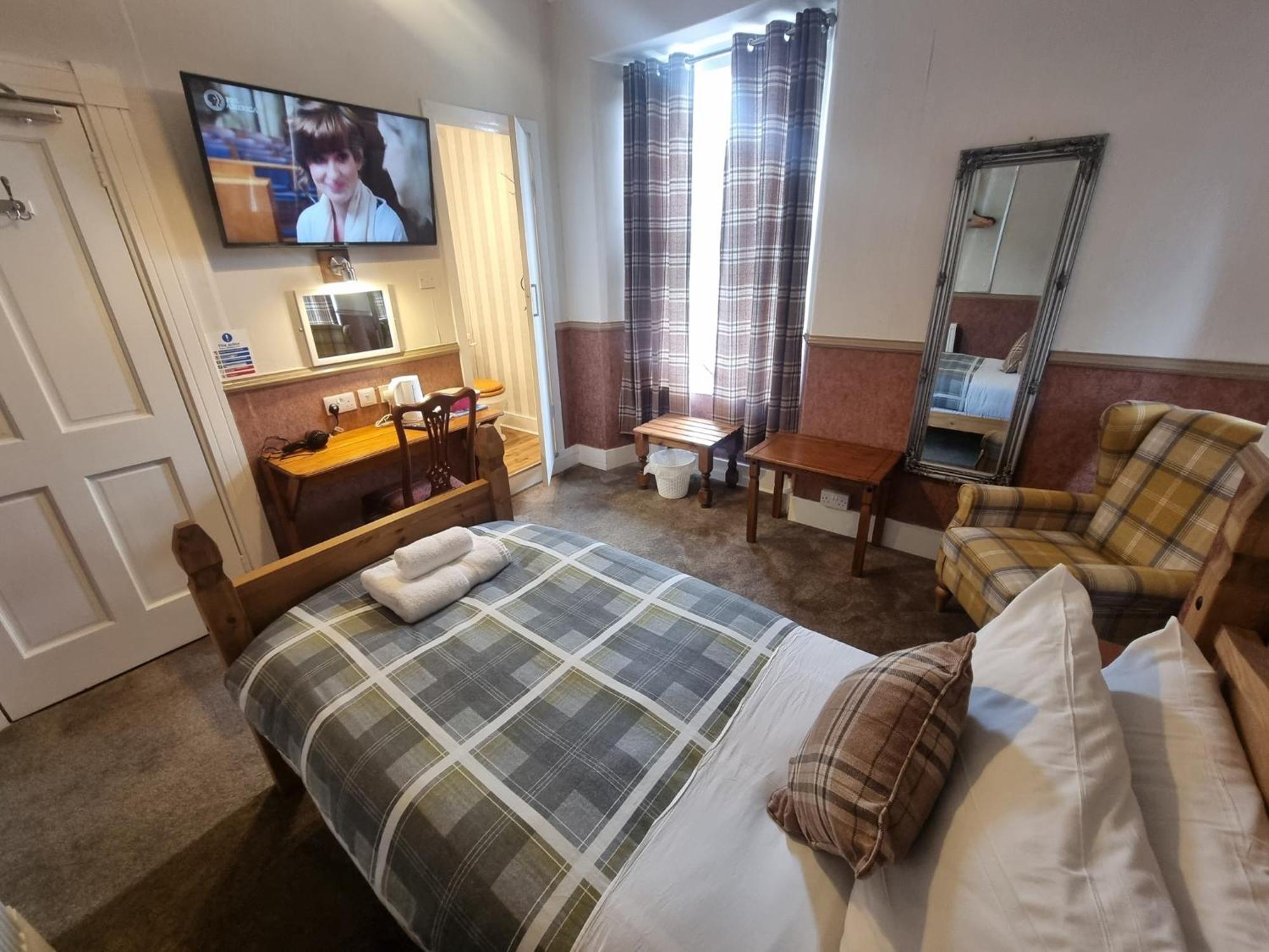 Roy Bridge Hotel Fort William Luaran gambar